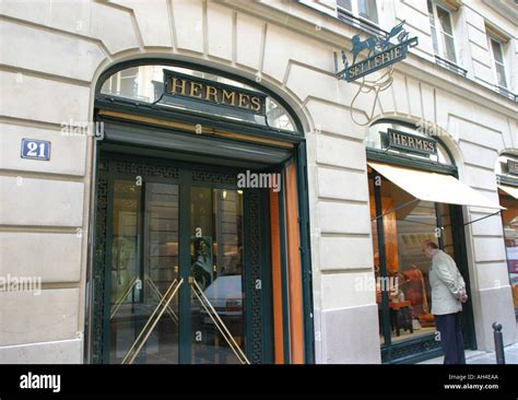 hermes paquet france|Hermes packages in France.